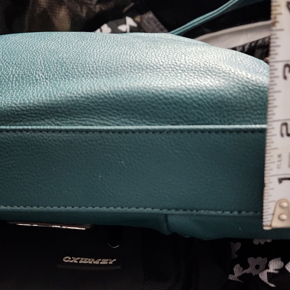 Jenna Kator. Gently used bag. Hunter green. - Picture 6 of 8